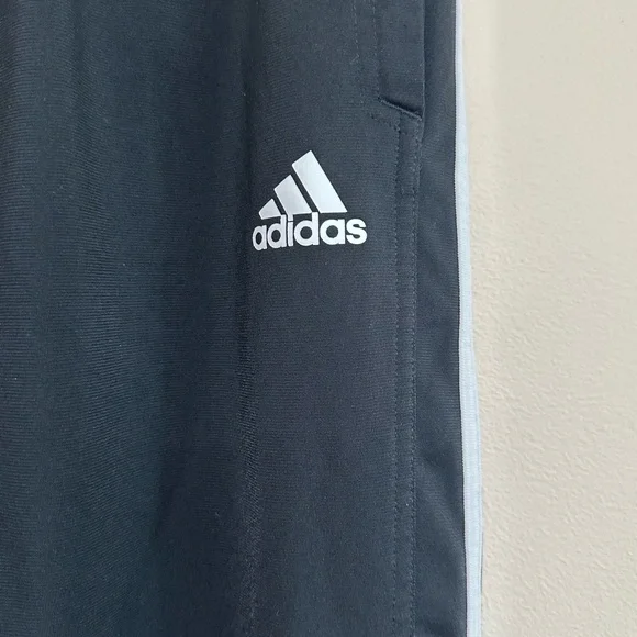 Adidas women’s Black Track Pants size medium - Picture 2 of 9